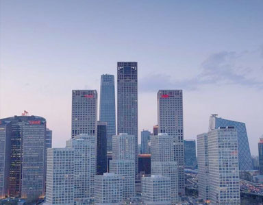 意優意大利公司夜景圖片
